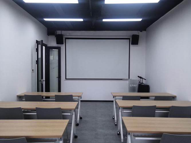 代表人张建龙,公司经营范围包括:信息系统集成服务;信息技术咨询服务